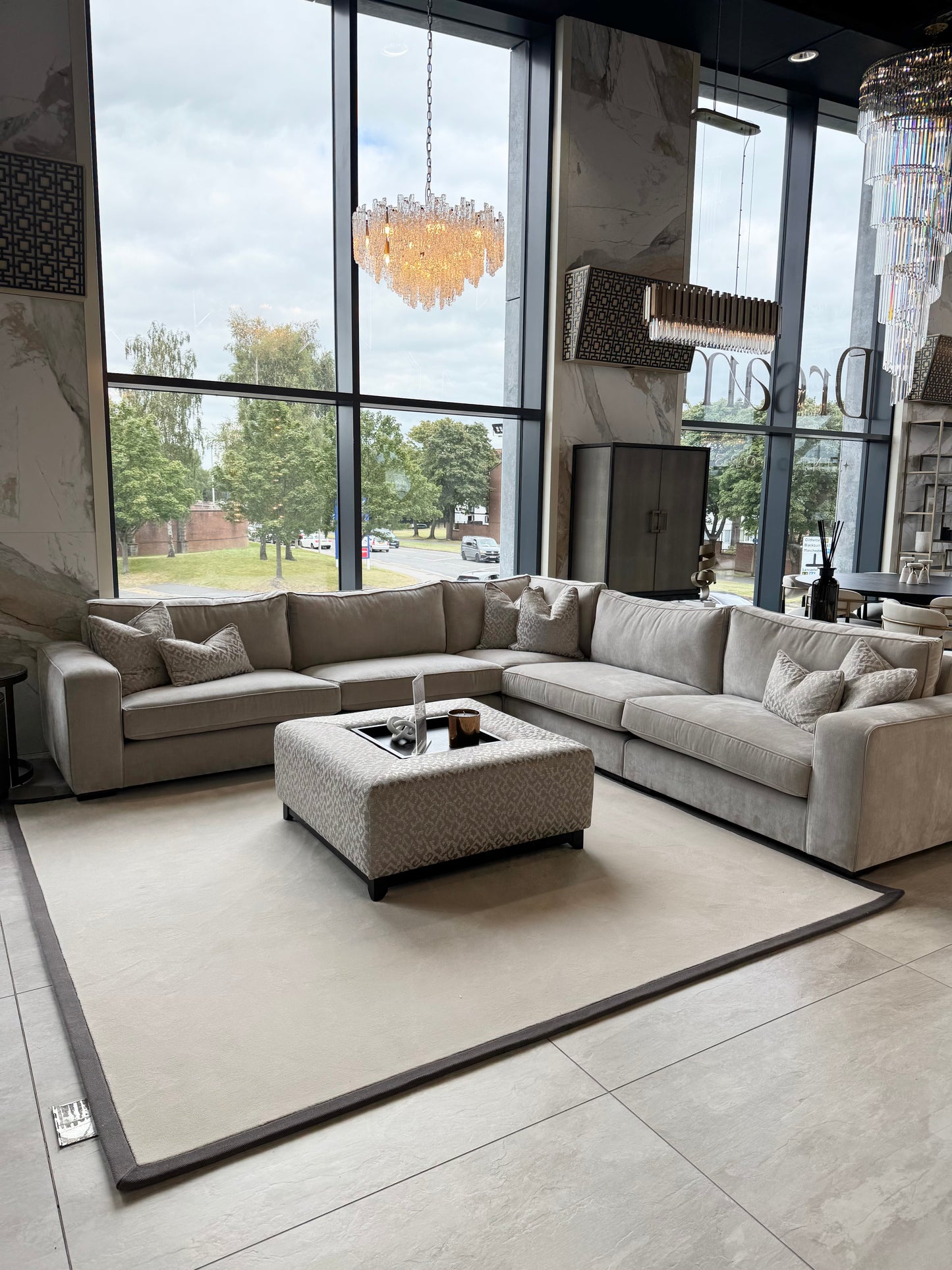 Luxury Bespoke Square Piped Rug
