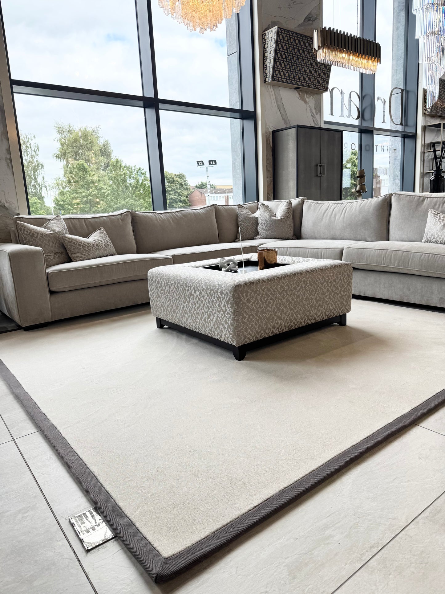 Luxury Bespoke Square Piped Rug