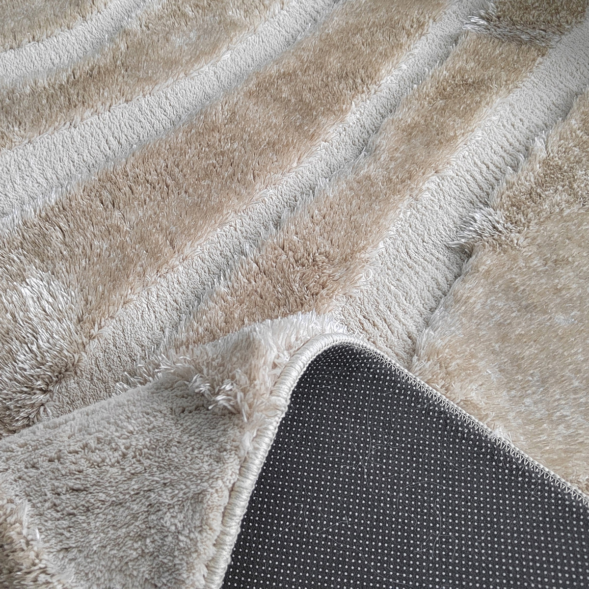Ivo Beige Rug