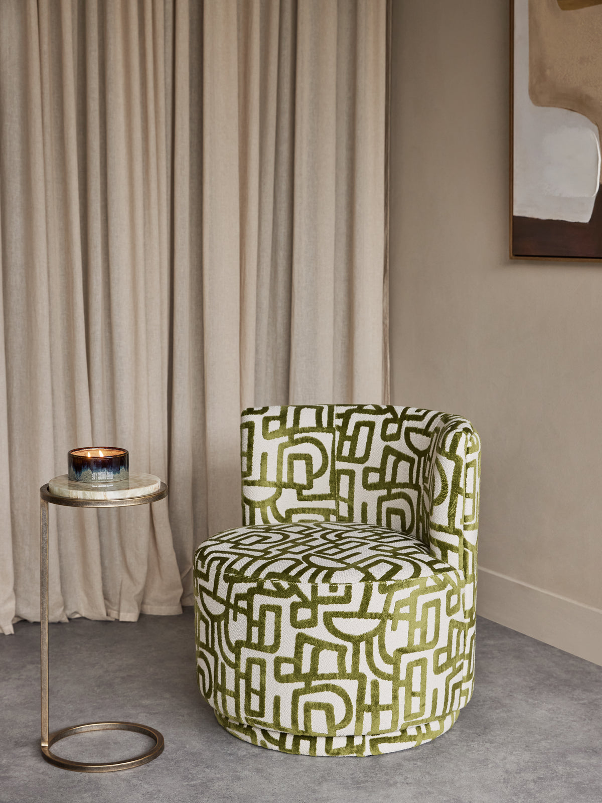 Maddox Swivel Chair
