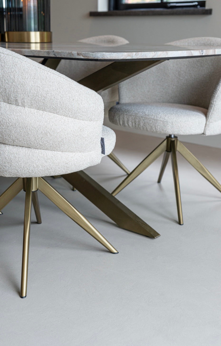 Leila Swival Dining Chair