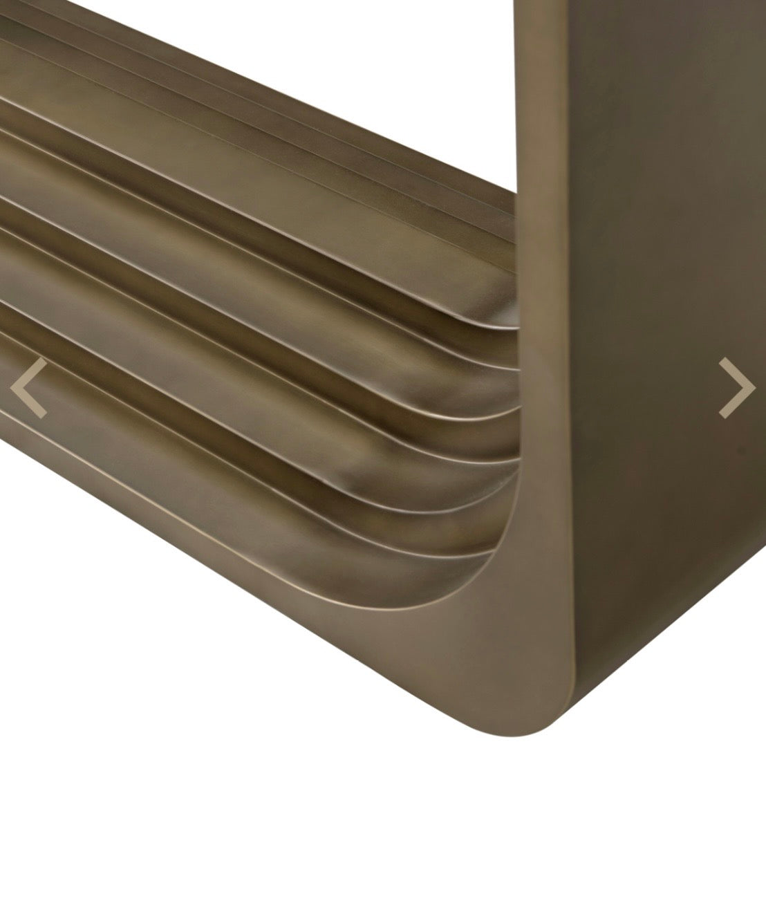 Elara Signature Dining Table