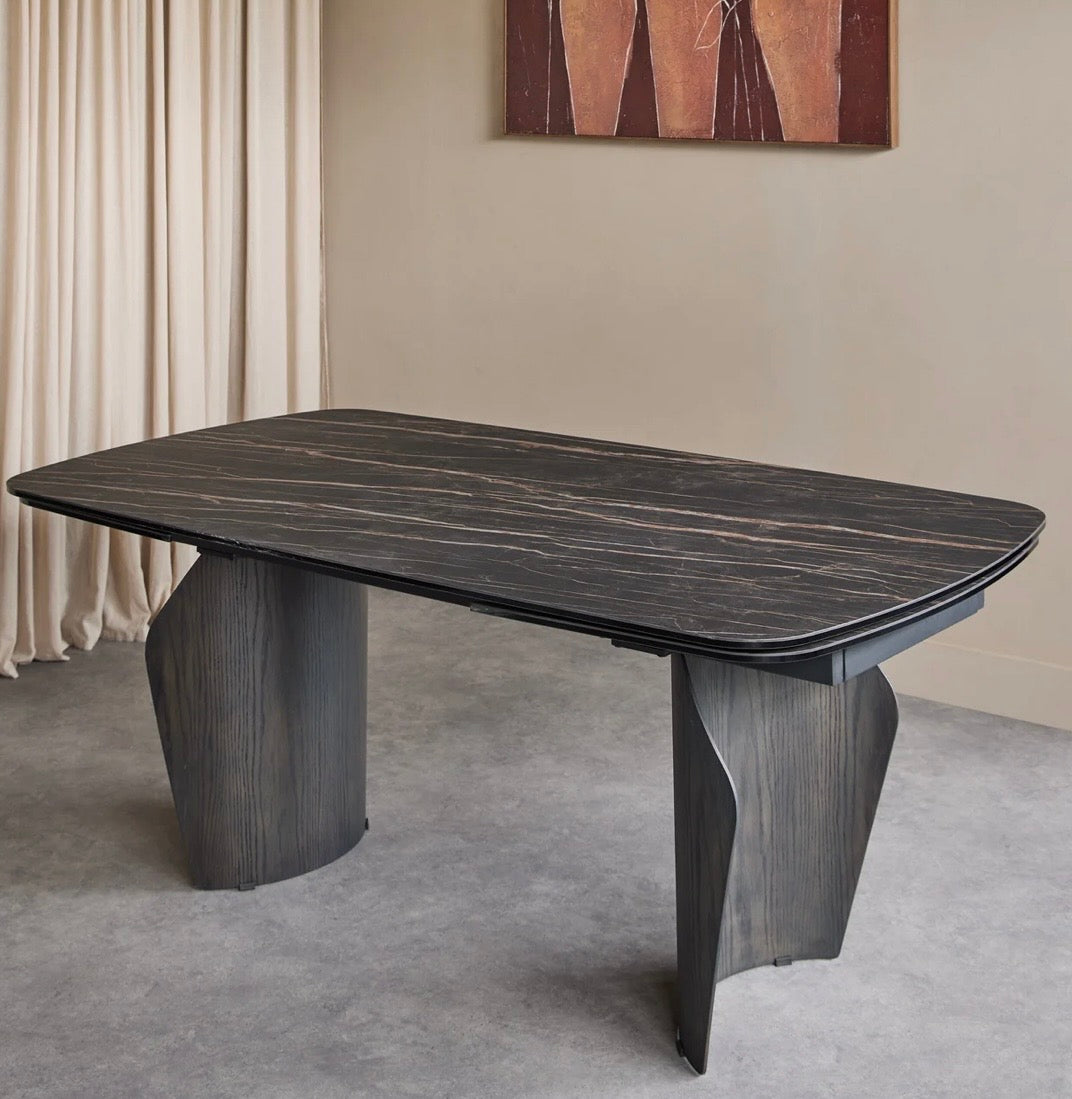 Calzeno Extendable Dining Table