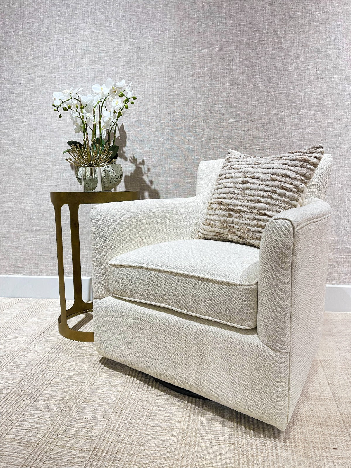 Fiora Off-White Swivel Chair